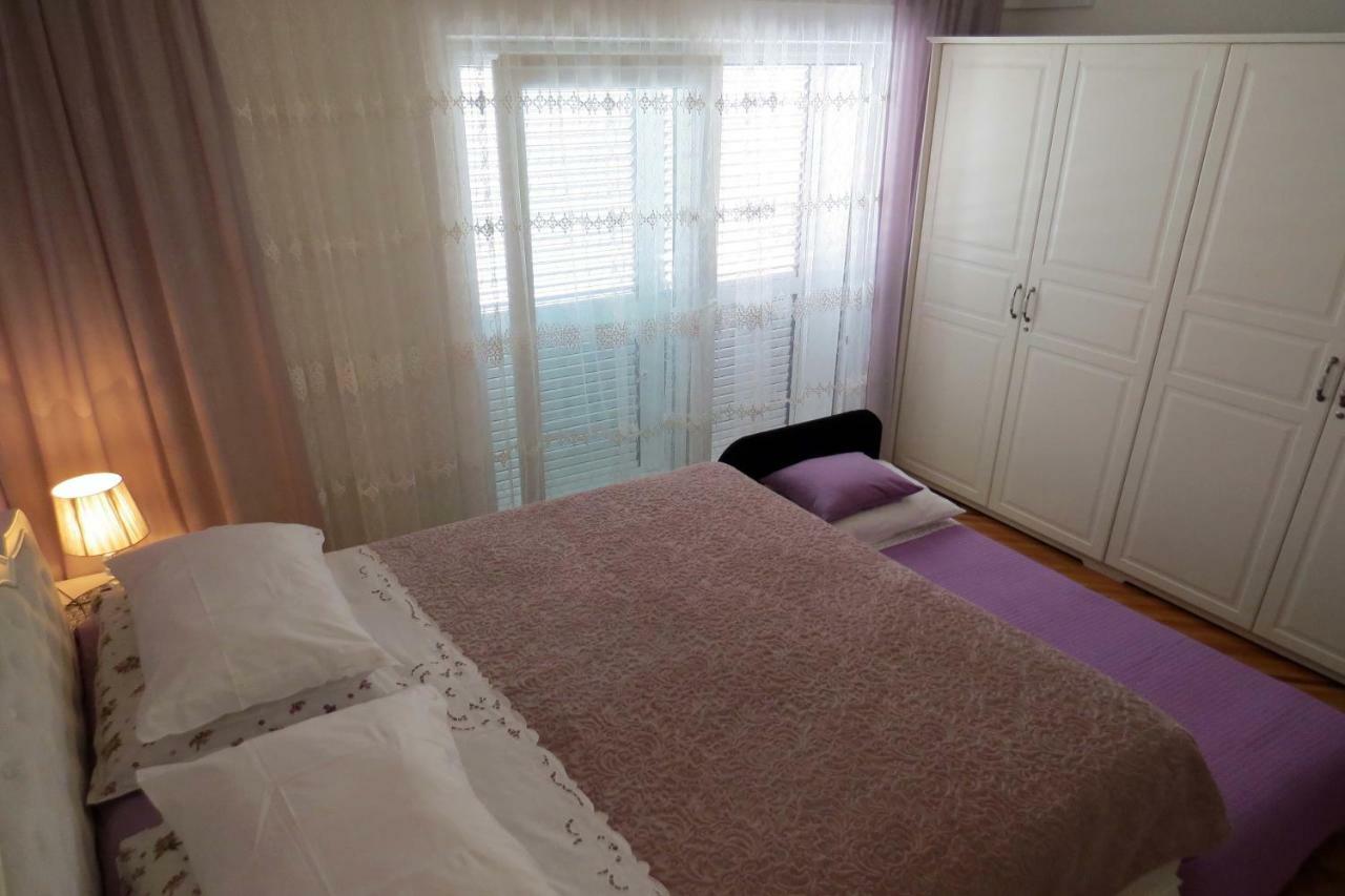 Apartman Jakir Baska Voda Luaran gambar