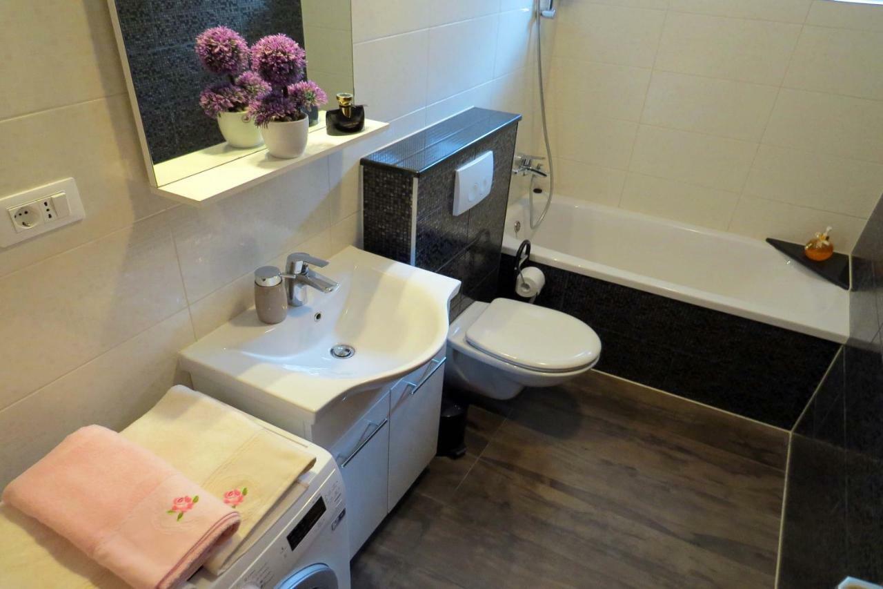 Apartman Jakir Baska Voda Luaran gambar