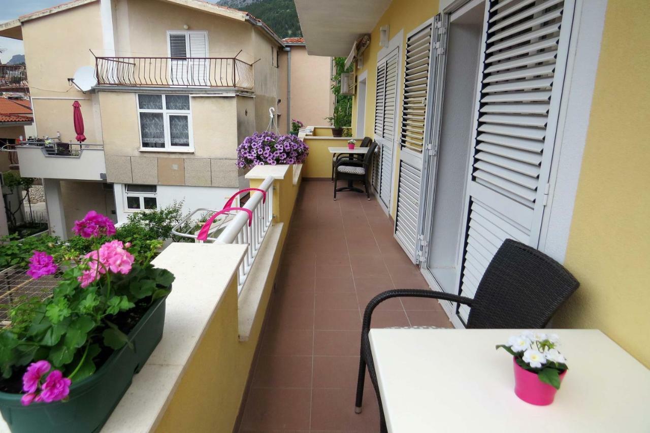 Apartman Jakir Baska Voda Luaran gambar